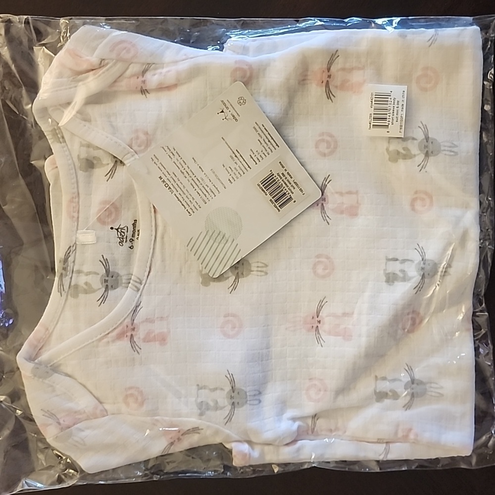 Aden and anais 6-9mo unopened (cross-posted)